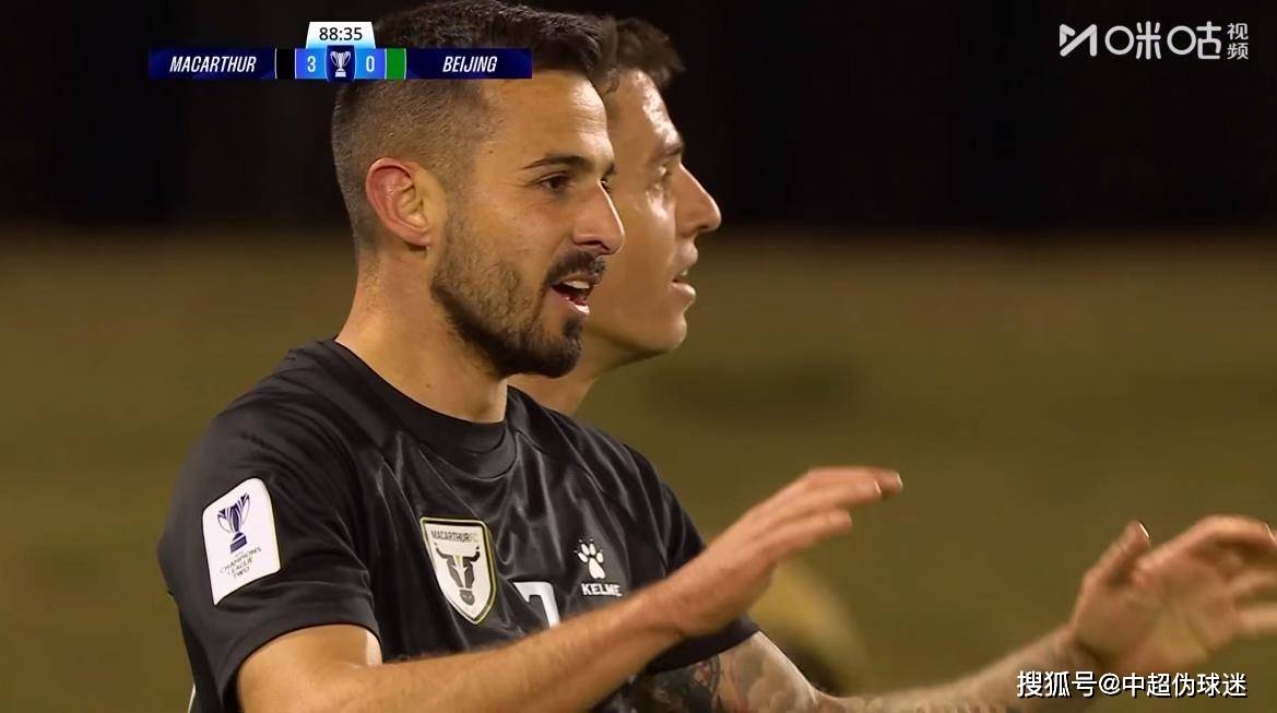 包含休斯敦火箭内部会议纪要流出：集结日防线松动，亚冠使命明确，更衣室氛围转暖的词条